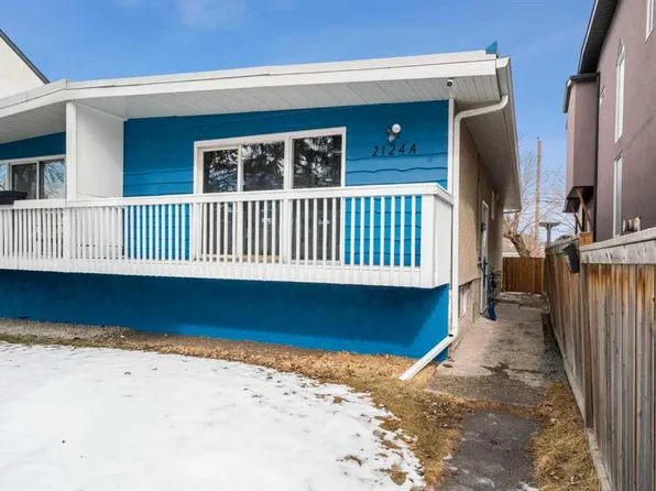 2124 A S 52nd Ave SW, Calgary, AB T3E 1K3