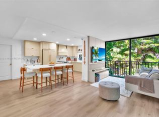 17021 N Bay Rd APT 206, Sunny Isles Beach, FL 33160