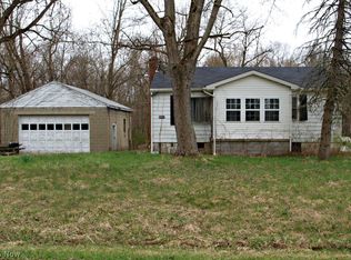 10182 Newton Falls Rd, Newton Falls, OH 44444