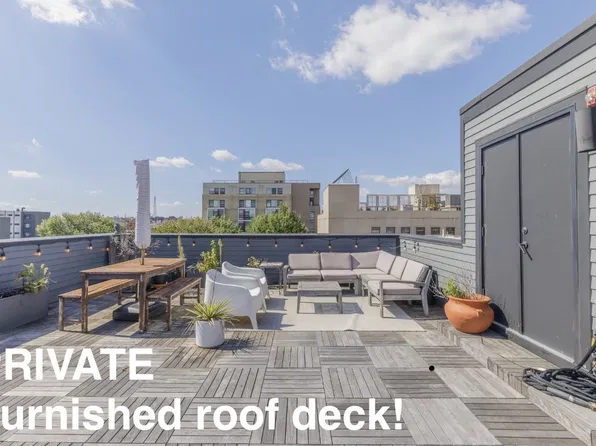 646 Newton Pl NW #303, Washington, DC 20010