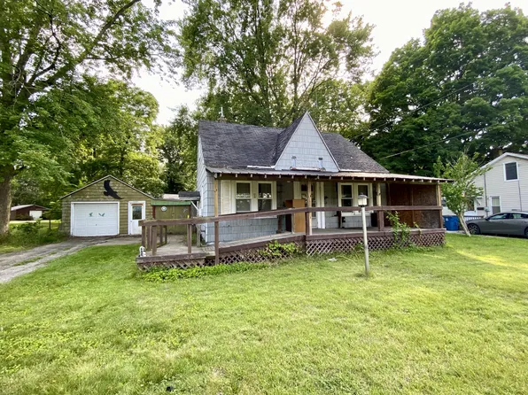 2710 Filer City Rd, Manistee, MI 49660