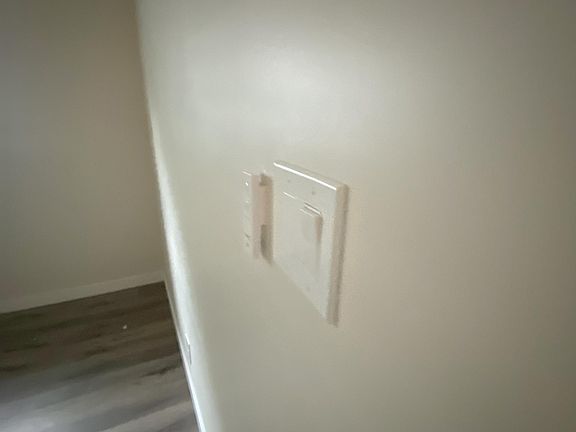 2nd image of 731 23rd St APT 6