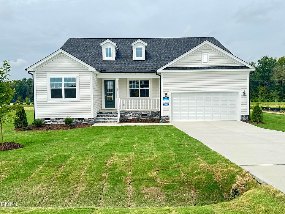 1st image of 35 Windward Pl
