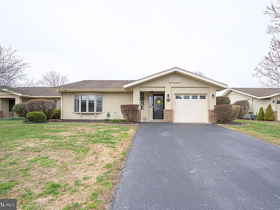 4th image of 127 Arrowhead Rdg