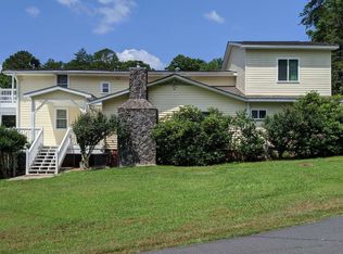 140 Swift Barlow Dr, Blairsville, GA 30512