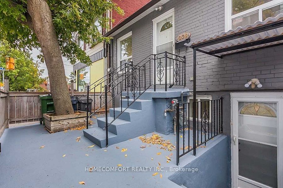 208 Manning Ave Toronto ON Zillow