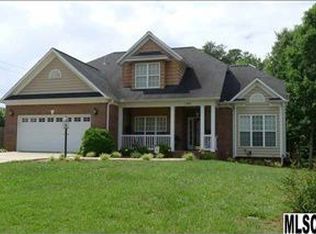 1532 35th Ave NE, Hickory, NC 28601