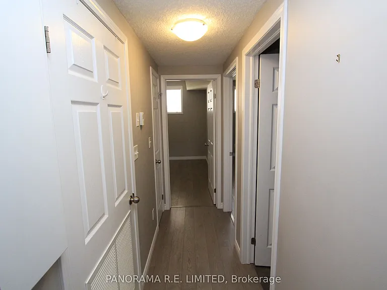 243 Rachel Cres #G — Photo 8