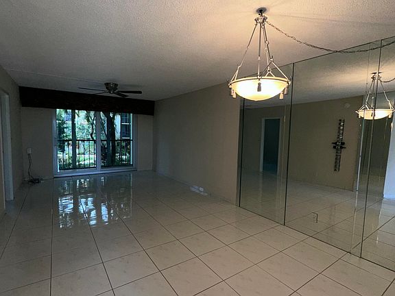 5th image of 5300 NE 24th Ter APT 211C