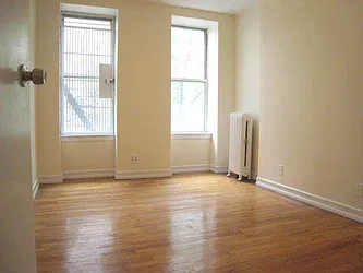 Rented by Moises Farhart, LREB