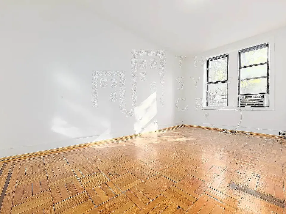 669 Hancock St #4E
