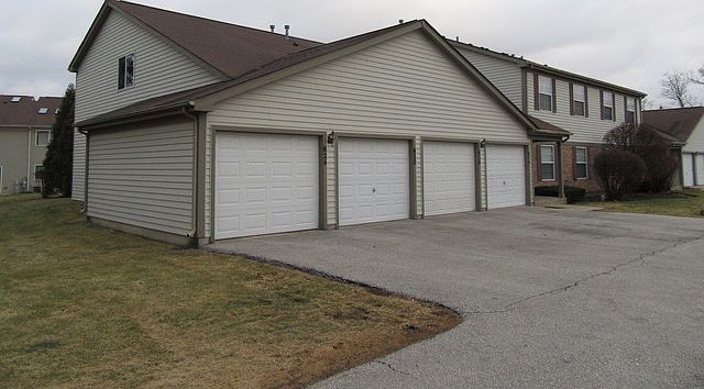 1st image of 626 E Whispering Oaks Ct #626