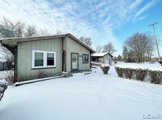 2105 Geller Dr, Adrian, MI 49221