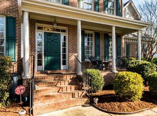 328 Chanticlair Dr, Apex, NC 27502