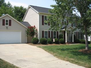 4807 Deanscroft Dr, Charlotte, NC 28226