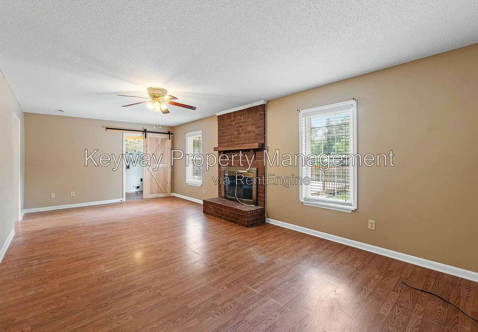 3 bed, 2.0 bath, 1620 sqft, $1,695 — Photo 4