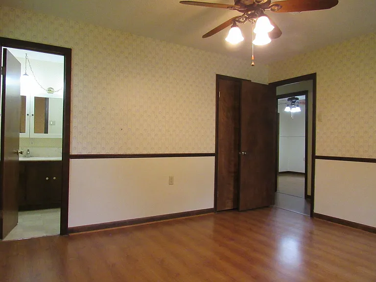 13501 Lower Steel Bend Rd — Photo 45