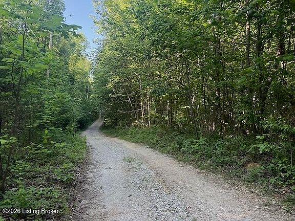 4th image of 725 Christian Church Rd