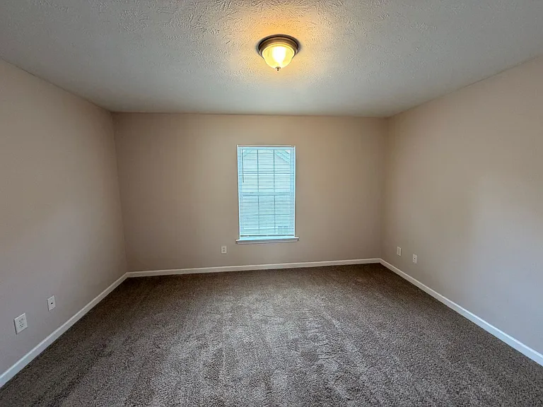 217 Neal Ave — Photo 18