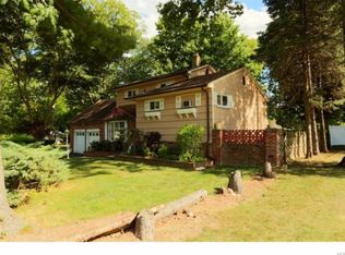 42 W Hickory St, Spring Valley, NY 10977