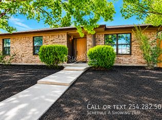1702 Topaz Rd, Killeen, TX 76543