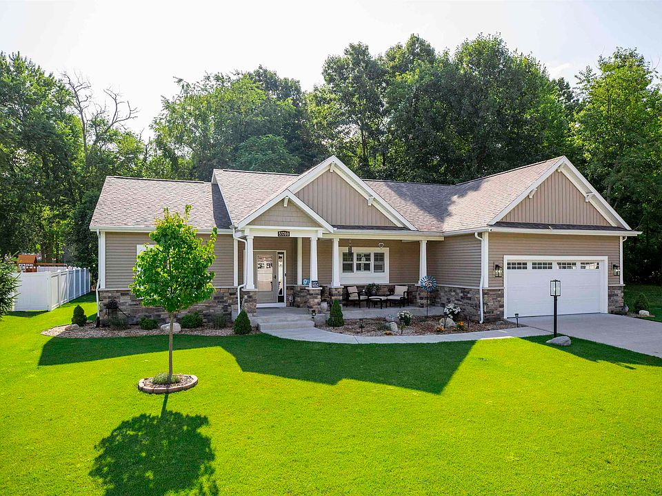 1st image of 53700 Terre Verde Hills Ct