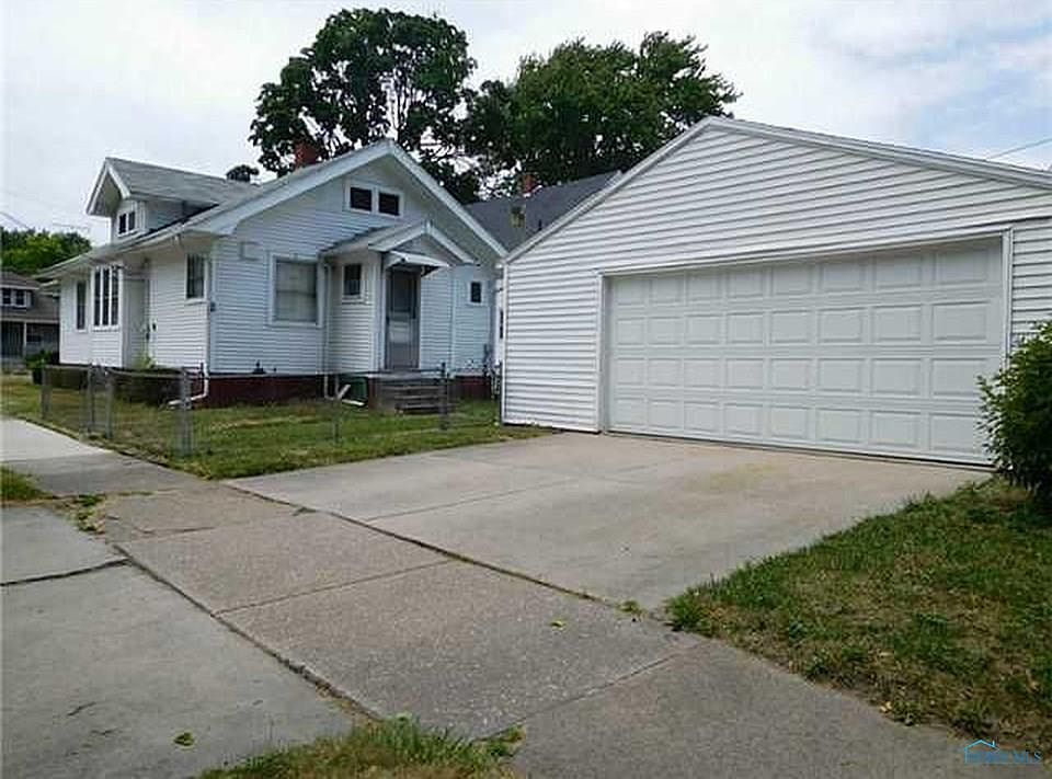 2nd image of 475 Thurston St