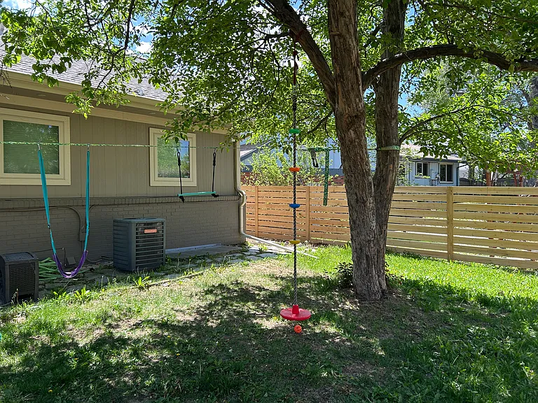 2861 Loma Pl — Photo 18
