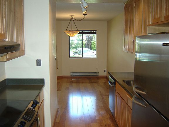 2nd image of 1275 Poplar Ave APT 104