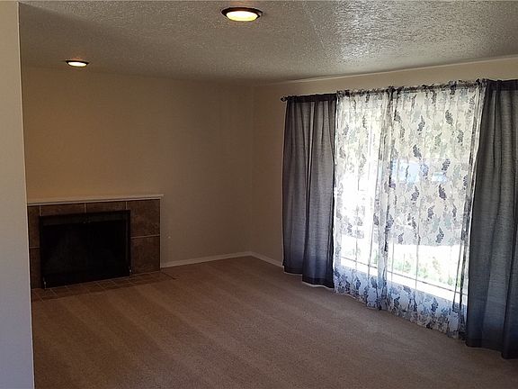 2nd image of 9405 Elwood Dr SW