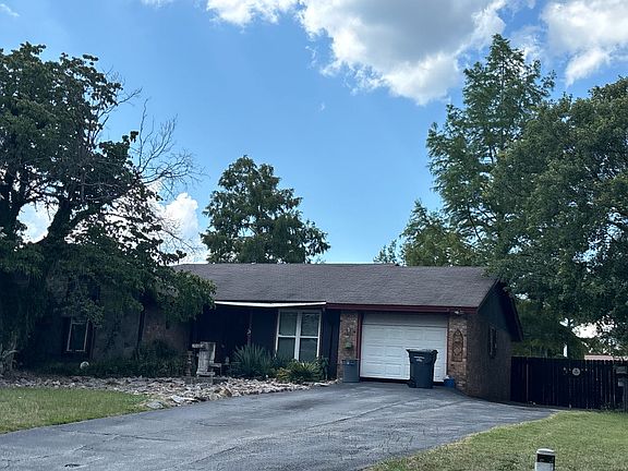 2nd image of 4433 Shadowmoor Dr