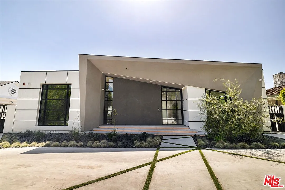 Building Photo - 621 N Rodeo Dr