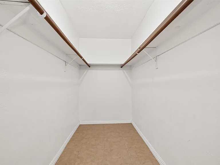 7403 Shady Vale Ln — Photo 27