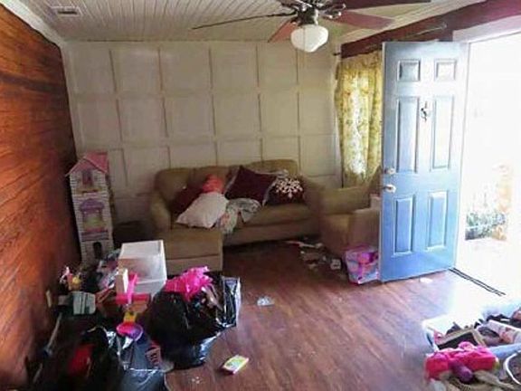 Additional Living Room