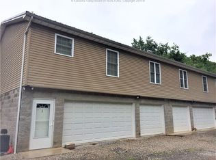 67 Water Plant Ln, Elkview, WV 25071