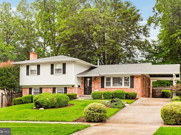 14105 Bauer Dr, Rockville, MD 20853