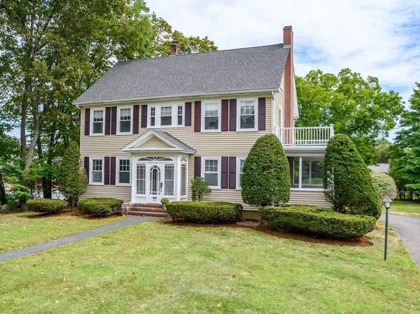 203 Bacon St, Natick, MA 01760