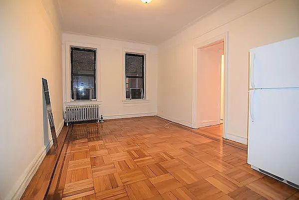 2nd image of 1620 Dorchester Rd #2