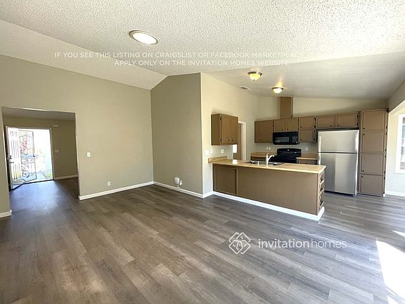 5th image of 519 Coot Ln