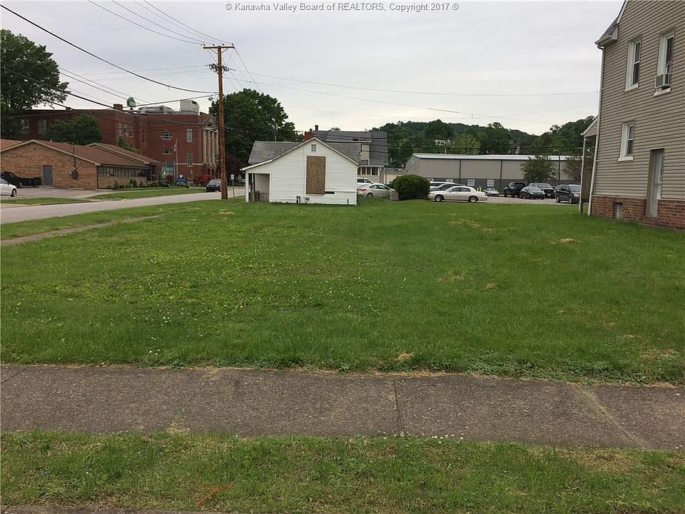 1st image of 334 4th Ave