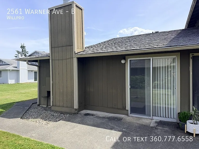 2561 Warner Ave #B — Photo 16