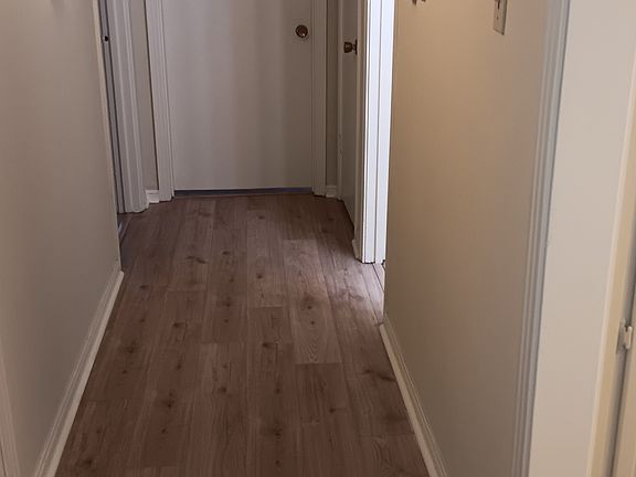 5th image of 2728 Whitney Pl #102