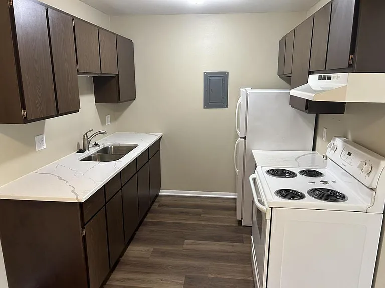 230 S Division St #14 — Photo 12