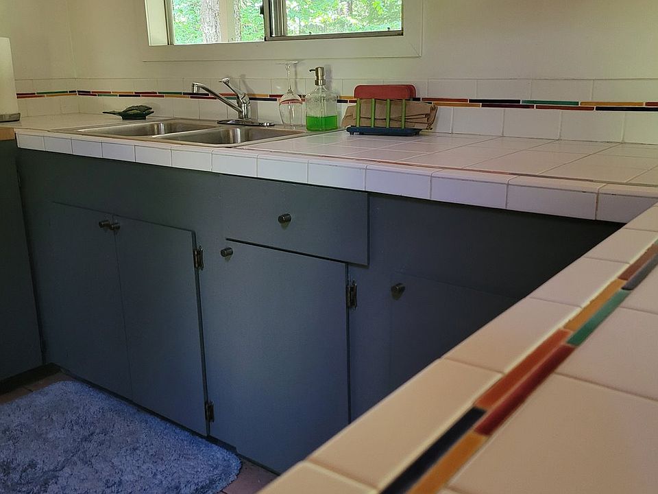 10th image of Cabin 64 Northwoods