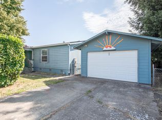 245 N Cedar St, Yamhill, OR