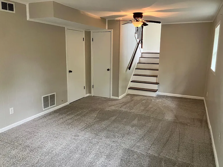 1080 Sherbrooke Dr — Photo 6