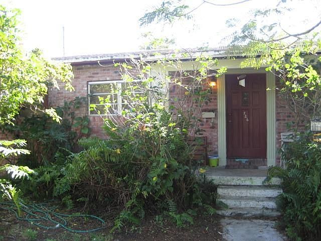 1st image of 726 NW 18th St