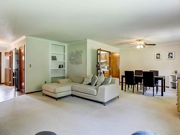 4th image of 1727 Edith Marie Dr