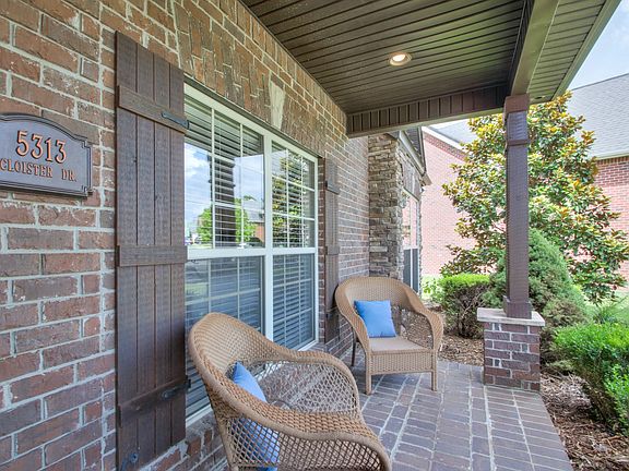 3rd image of 5313 Cloister Dr