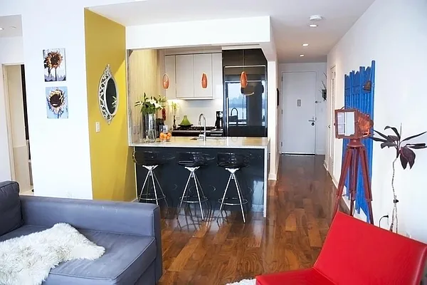 Rented by Corcoran | media 12